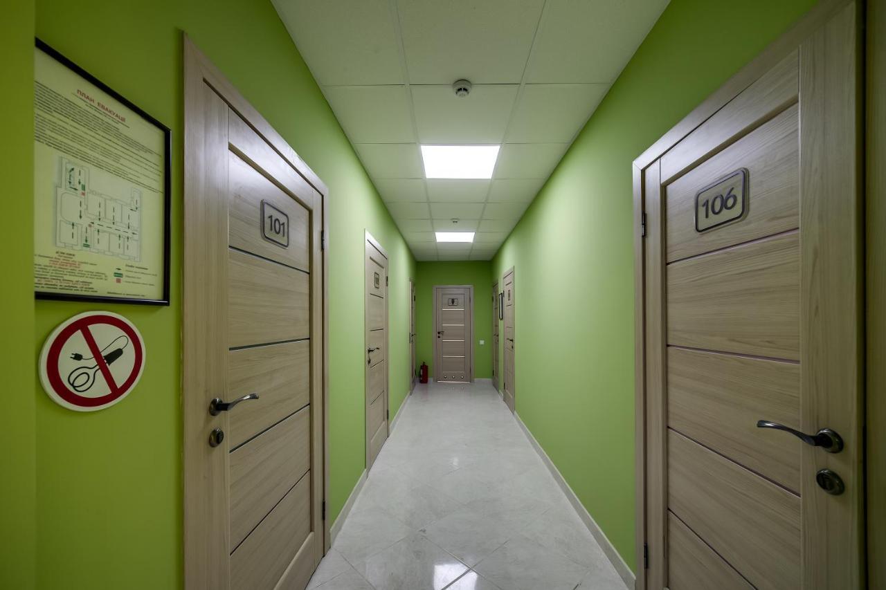 Ostriv Hostel Lviv Buitenkant foto