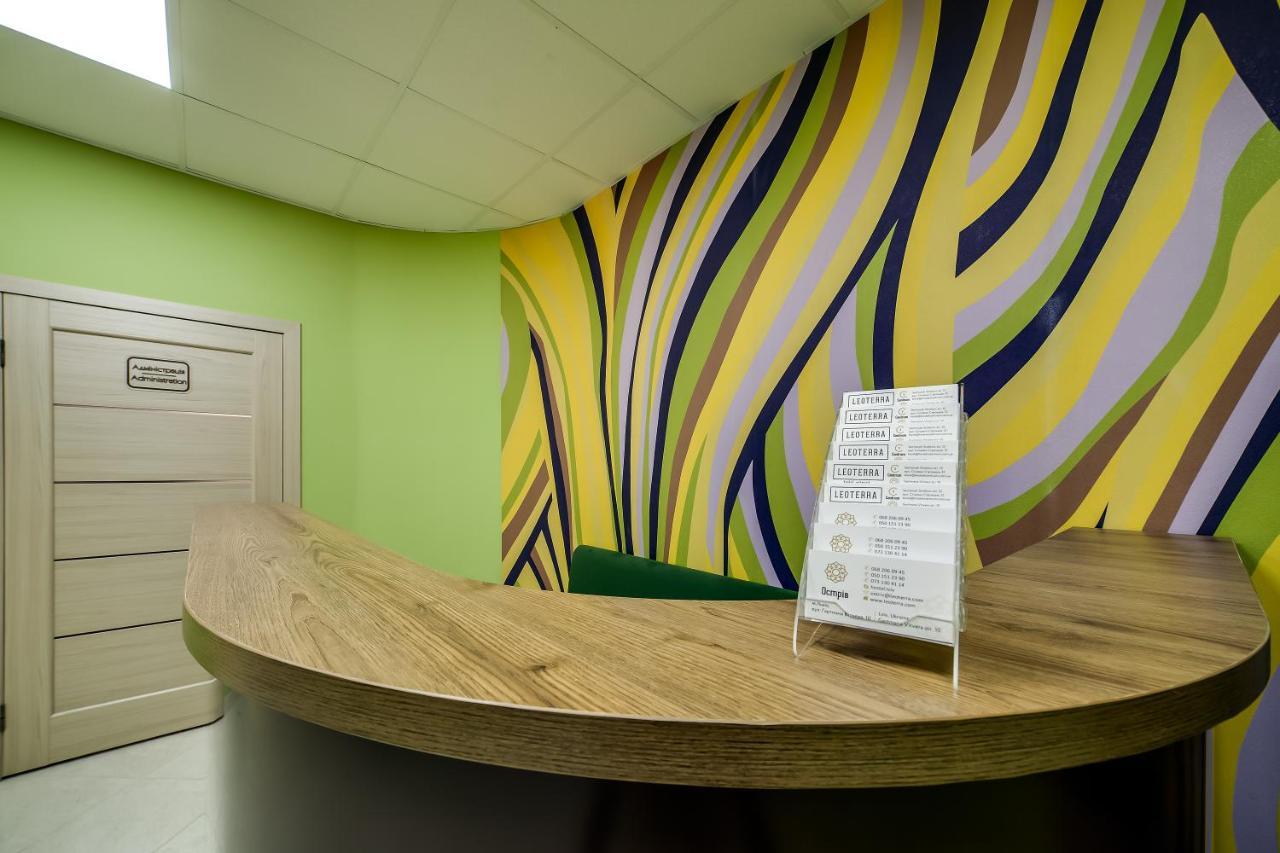 Ostriv Hostel Lviv Buitenkant foto